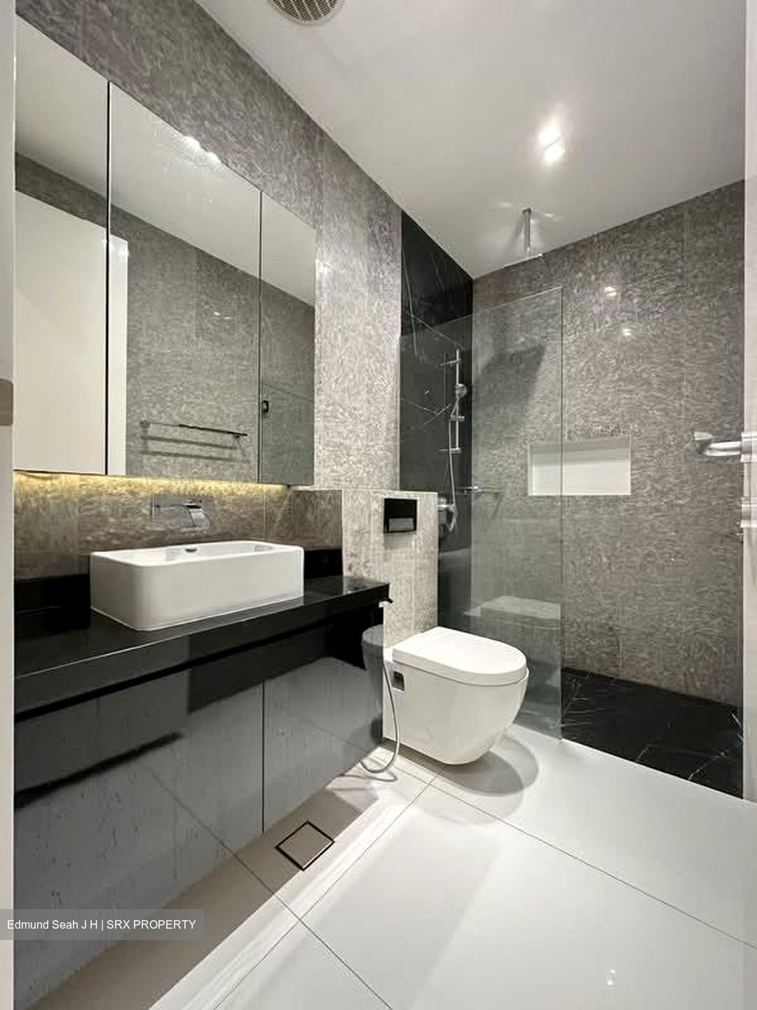 Serangoon Garden Estate (D19), Semi-Detached #551194221